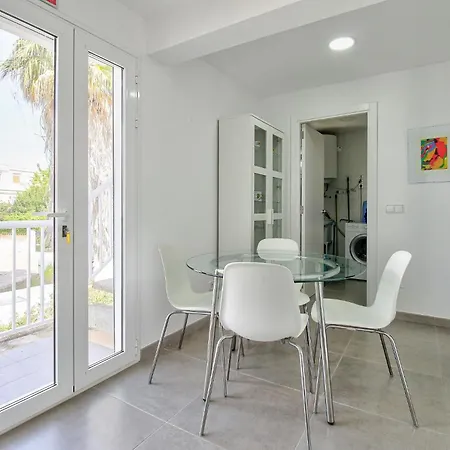 Assimetric By Rentallorca Alcudia (Mallorca)